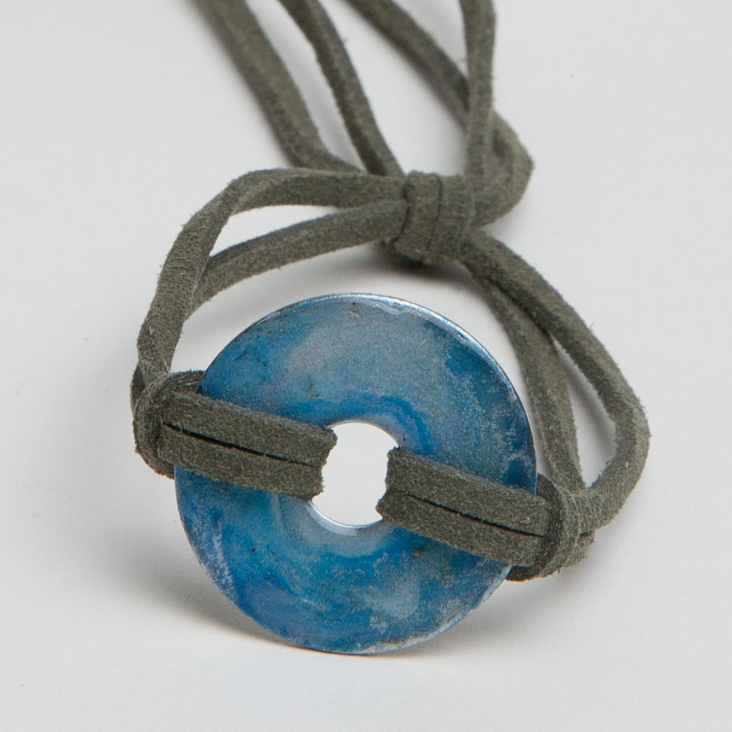 Alcohol Ink Dark Gray Suede Bracelet in Shades of Blue